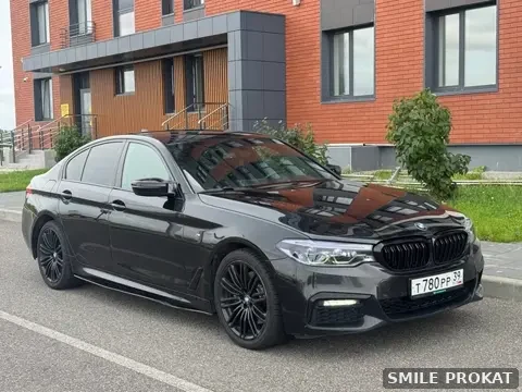 BMW 5 G30 «Сэмыч» — аренда в Калининграде