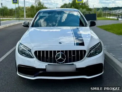 Mercedes-Benz C63 AMG — аренда в Калининграде